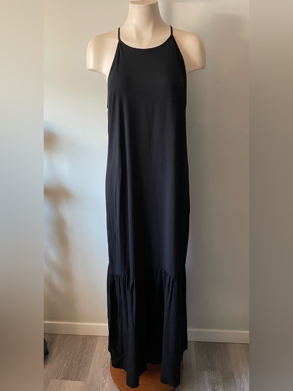 Mercer & Madison Mesh Back Ruffled Drop Waist Tiered Halter Maxi Dress Medium